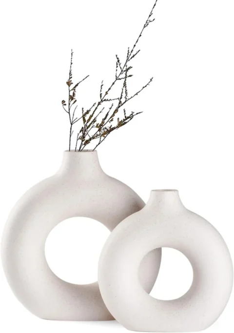 Duo de vases donut en céramique blanche mate