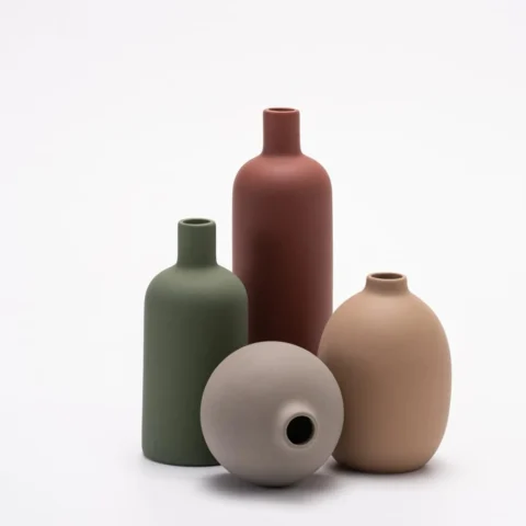 Lot de 4 vases en céramique multicolores