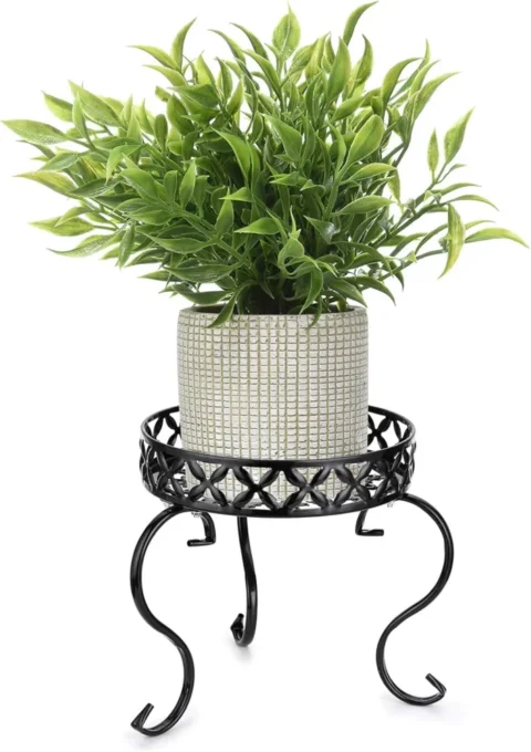 Support pour un pot de fleurs en métal noir
