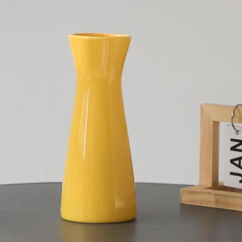 Vase bouteille en céramique jaune, style bohème moderne